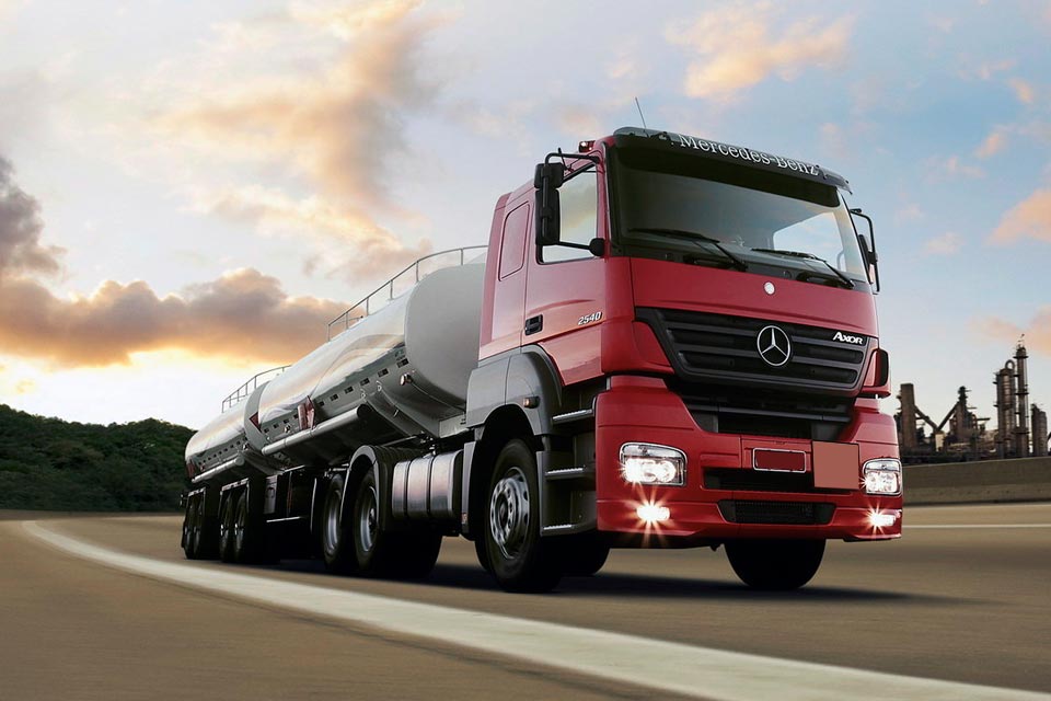 Quid sunt tips pro scintilla plugs in automotive componentibus utens?